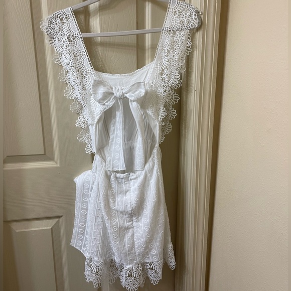 IVORY White Dress - Picture 3 of 4